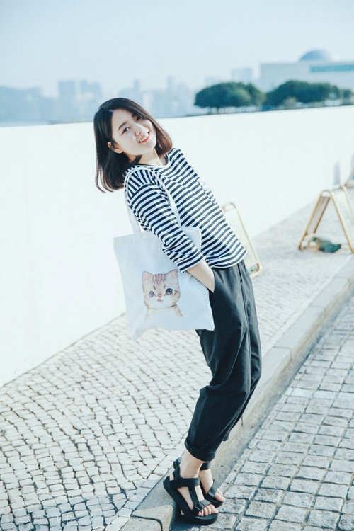 男子蝶泳选手滑行距离对比分析,男子蝶泳比赛视频